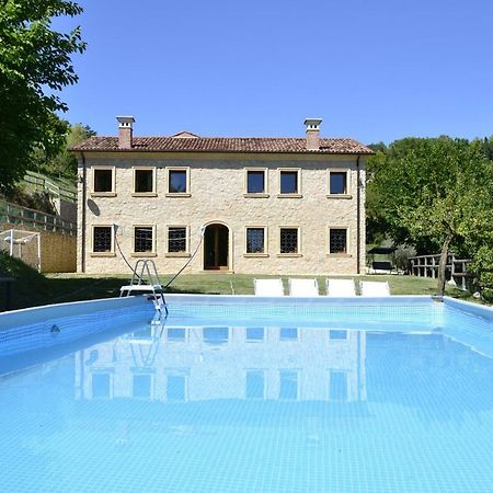 Casale La Rocchetta Bed & Breakfast ลูนิโก ภายนอก รูปภาพ