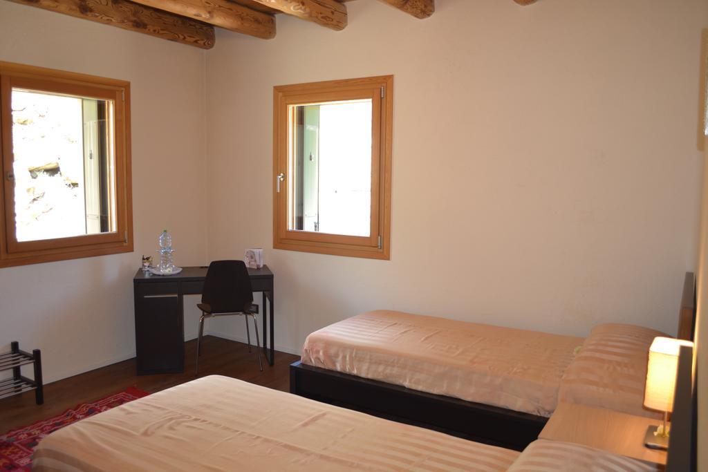 Casale La Rocchetta Bed & Breakfast ลูนิโก ภายนอก รูปภาพ