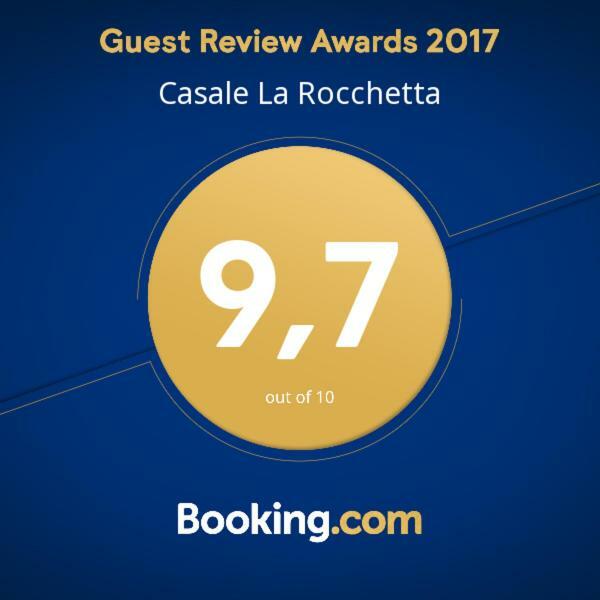 Casale La Rocchetta Bed & Breakfast ลูนิโก ภายนอก รูปภาพ